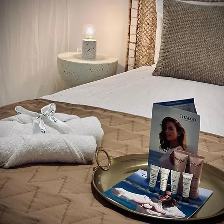 White Glove Deluxe Baltycka - Port Warminski * Ольштын