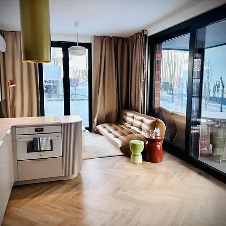White Glove Deluxe Baltycka - Port Warminski Апартаменты
