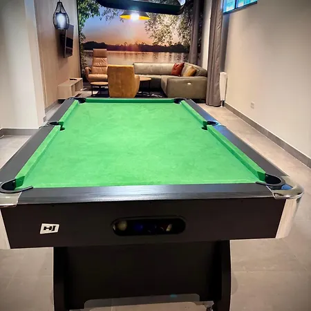 White Glove Deluxe Baltycka - Port Warminski * Ольштын